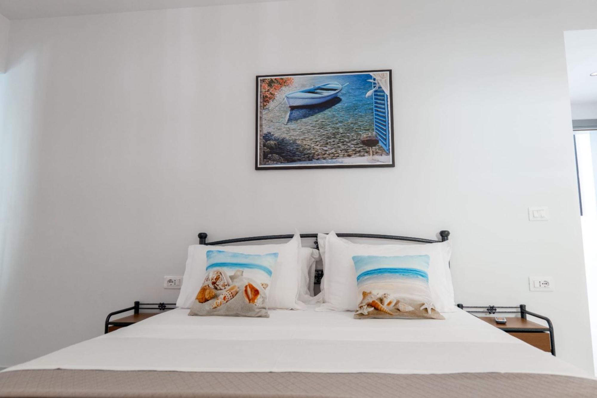 Aleksandra Apartments Sarande Exterior photo