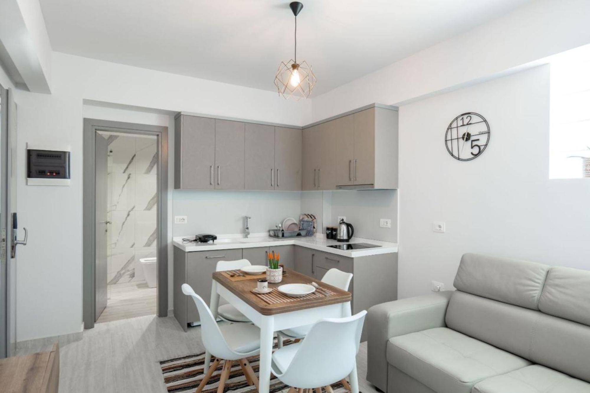 Aleksandra Apartments Sarande Exterior photo